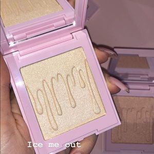 Kylie Ice Me Out Highlighter ❄️